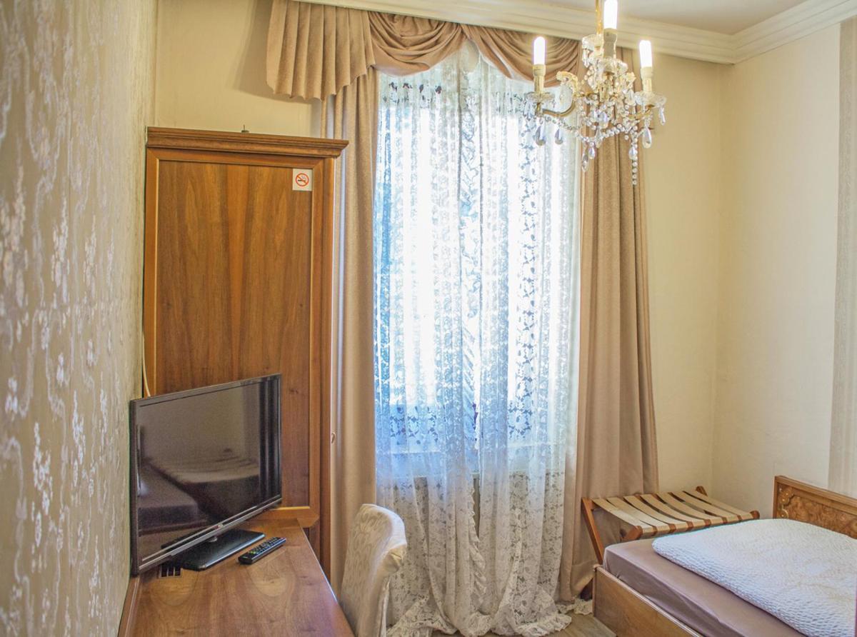 Hotel Five Seasons Фюрт Екстер'єр фото